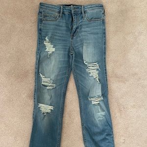 High-Rise Slim Straight Hollister Classic Stretch